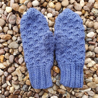 Cosy Shells Mittens