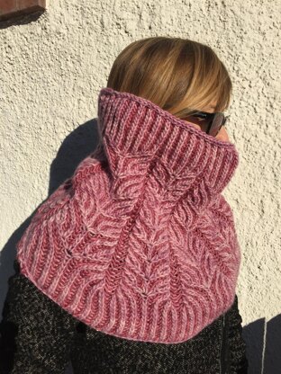 Rispen Cowl