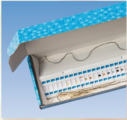 Pako Needle Organiser, Storage Box & 10 Blank Codecards - 10x2.25x2.5in