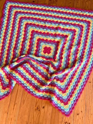 Textured Clam Shells Blanket