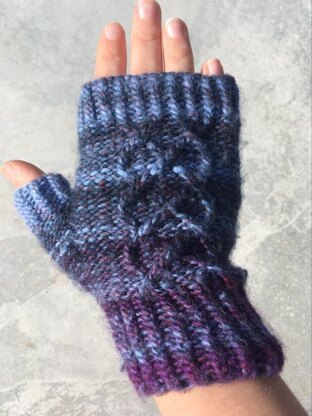 Twisted Rib with Cable Fingerless Gloves