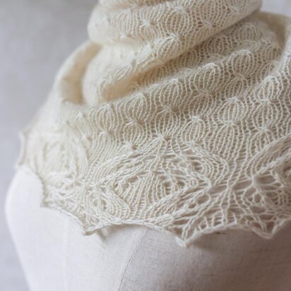 Puaka Shawlette - knitting pattern