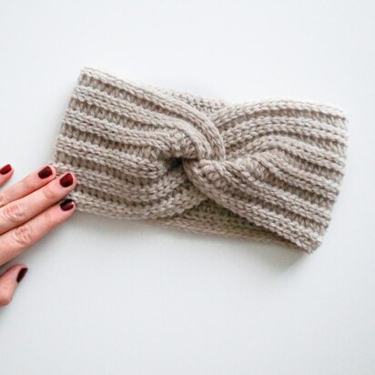 Crochet headband - The Solmu