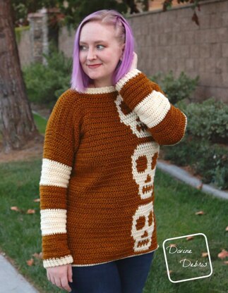 Sally Skulls Pullover