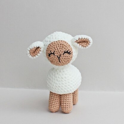 Amigurumi Lamb Plushie