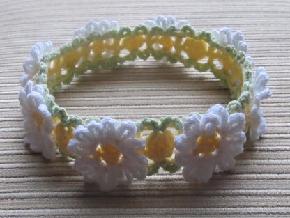 White and Yellow Daisies Crochet Headband (birth- 12 months+)