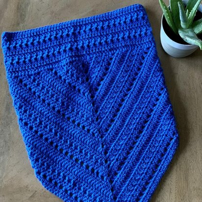 The Alapi Triangle Cowl Crochet Pattern