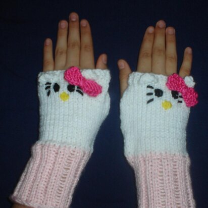 Hello Kitty Handwarmers
