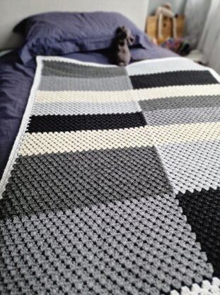 Grannys on the Block Blanket