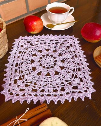 Square Doily "Autumn".