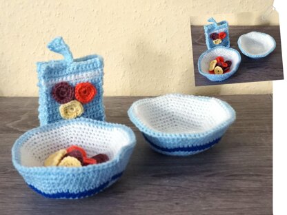 Crochet pattern muesli bowl and a muesli box with content