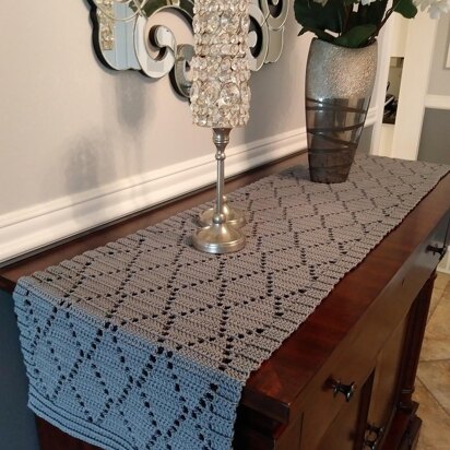 Paragon Table Runner