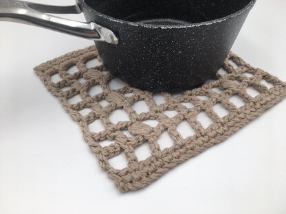 Trellis Trivet