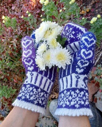 I ♥ Snowflakes Mittens