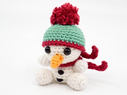 Mini Snowman Crochet Pattern