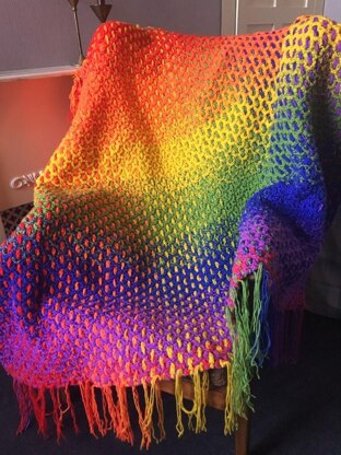 Crochet & Weave Fading Rainbow Throw