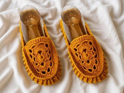 Crochet women shoes Pdf + Video Tutorial