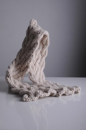 Wavy cable Scarf