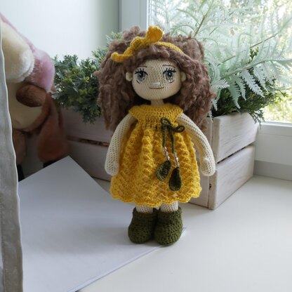 Summer dress for a doll