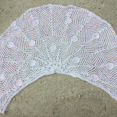 Peacock tail baby shawl