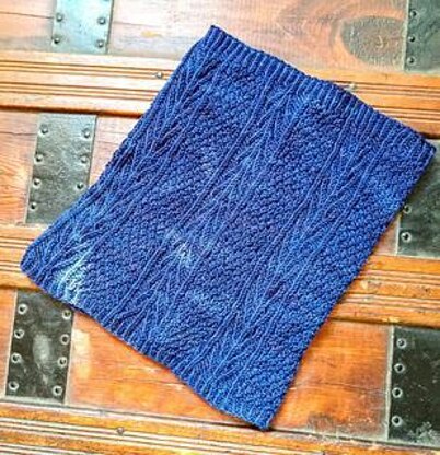 Blueberry Ridge Cowl