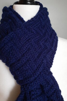 Crenellated Scarf