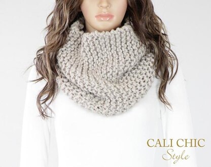 Kyla Knit Cowl #813