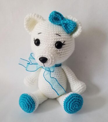 Pretty Crochet Teddy Bear