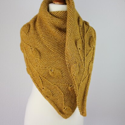 Golden Leaves Shawl - knitting pattern