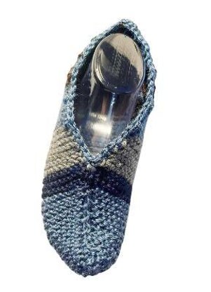 Easy Colorful Slippers in Straight Needles Knitting Pattern