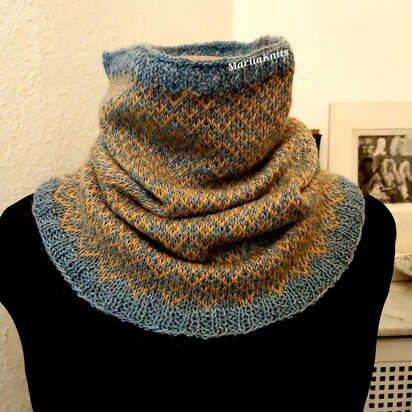 Blue and Yellow Cowl