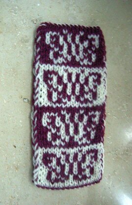Double knitting butterfly bookscarf