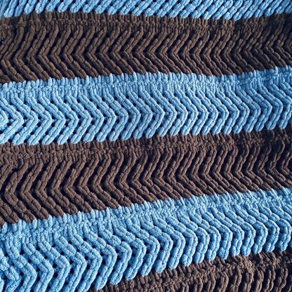 Horizontal Chevron Blanket