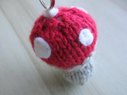 Toadstool Keyring