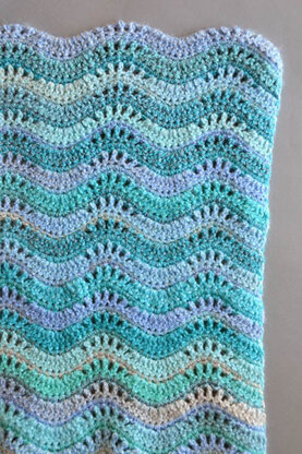 Inchworm Baby Blanket in Universal Yarn Major PDF