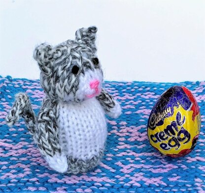 Mog Cat - Creme Egg Cover