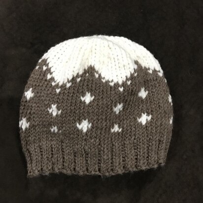 Snow Capped Beanie - knitting pattern