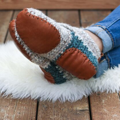 Free crochet patterns for hot sale slippers with leather soles