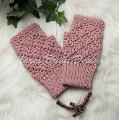 Magnolias in the Mist Fingerless Gloves