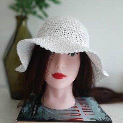 Raffia summer hat Sc Stitch only