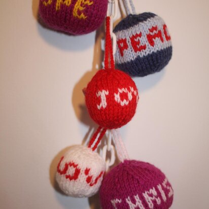 Christmas Baubles-Knit Flat