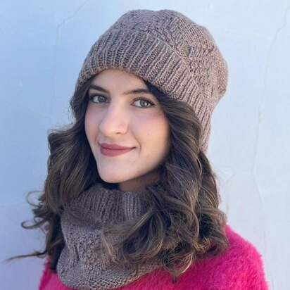 Pinecone Hat and Cowl Set - knitting pattern