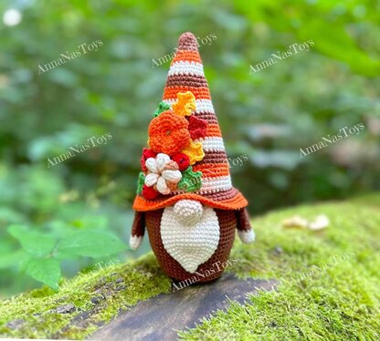 Autumn gnome