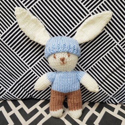 Knitted Bunny Rabbits