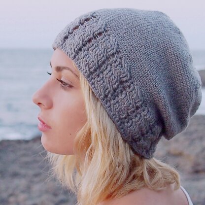 Cable slouch hat with knit look