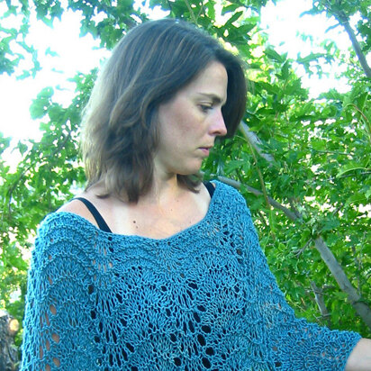 Knitting Pure & Simple Easy Lace Poncho