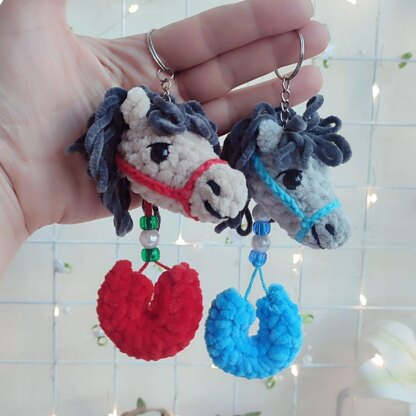 Mini horse with a horseshoe Keychain