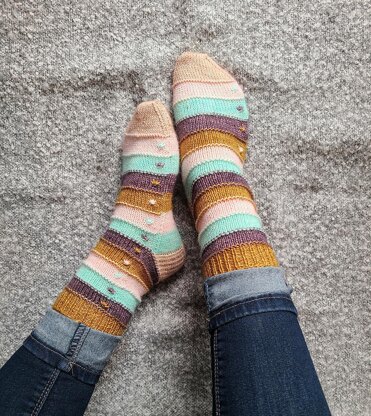 Little Shell Socks