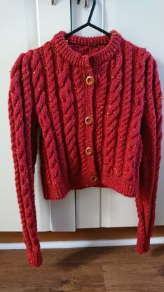 Womens vintage cropped cable cardigan