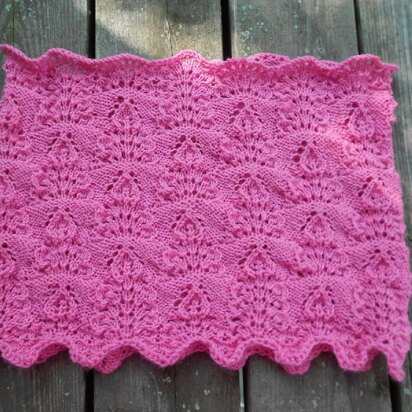 Raspberry Leaf Cowl